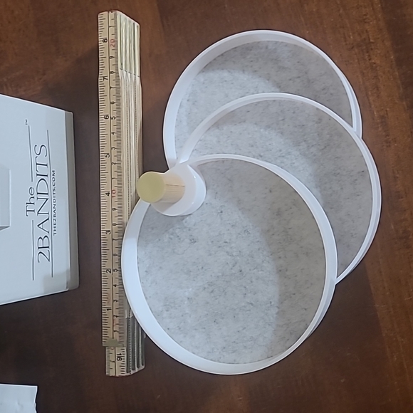 The 2 Bandits Tiered Tray - Picture 2 of 3